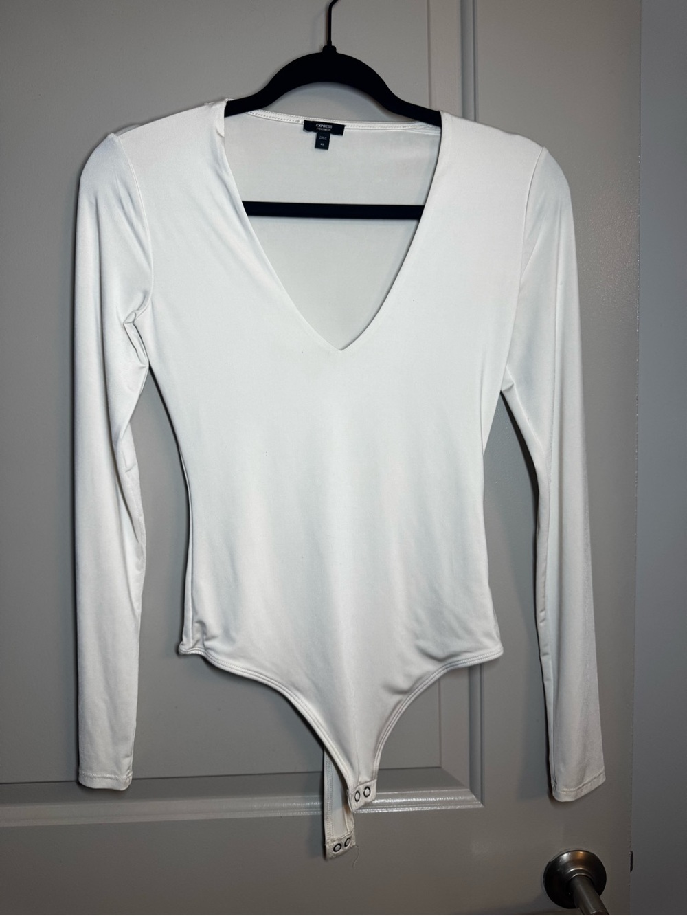 Express White V-Neck Long Sleeve Bodysuit